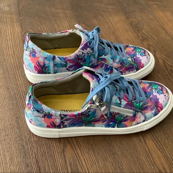 Sneakers, Multicolored. - Picture 4 of 8